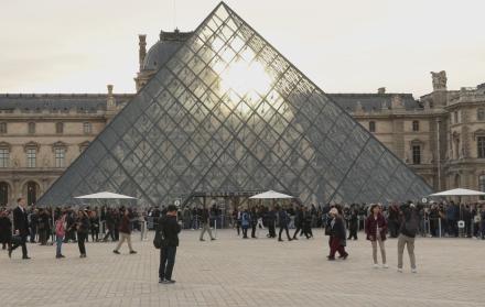 Museo del Louvre