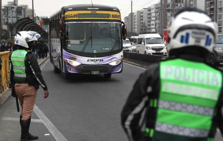 bus de servicio público