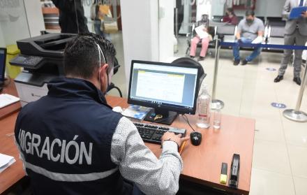 La Asamblea busca reformar los requisitos para los migrantes extranjeros que ingresan o buscan permanecer en Ecuador