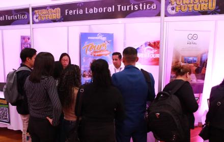 Feria laboral turítica en Quito