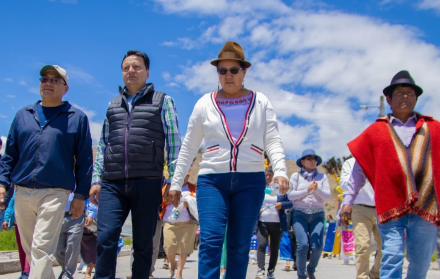 LOURDES TIBAN PREFECTA COTOPAXI