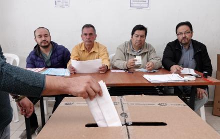 Las encuestadoras solo podrán difundir los pronósticos de la consulta popular hasta 10 días antes de las votaciones.