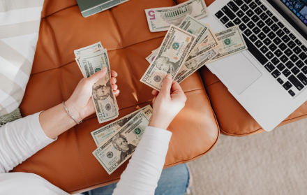 Referencial. El décimo tercer sueldo o bono navideño es uno de los beneficios más esperados del año.