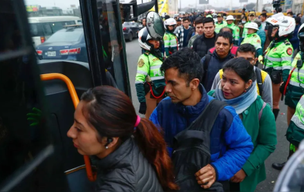 Un paro de actividades debido a los asesinatos por parte de presuntos sicarios y el incremento de extorsiones.