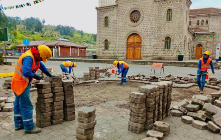 MUNICIPIO DE AMBATO OBRA