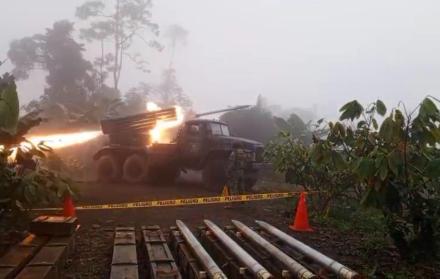 MINERIA ILEGAL AZUAY BOMBARDEO OPERACION TORMENTA DE FUEGO