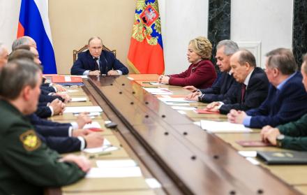Vladimir Putin y miembros del Consejo