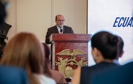 Gobernador del Guayas Humberto Plaza