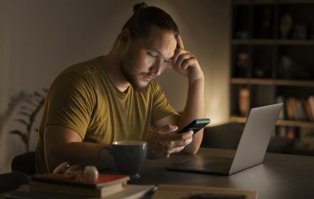 ¿Cómo evitar el scrolling infinito? La duía con bases en neuropsicología