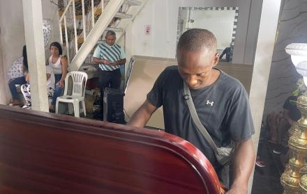 Ismael Nazareno padre de Miguel en su casa de Socio Vivienda 2.