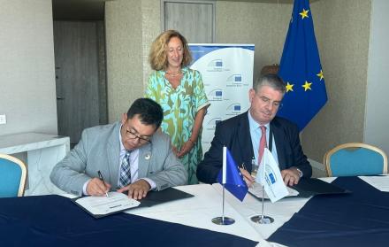 Firma de acuerdo con el Banco Europeo