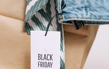 Varias tiendas nacionales e internacionales ofrecerán descuentos en sus prendas.