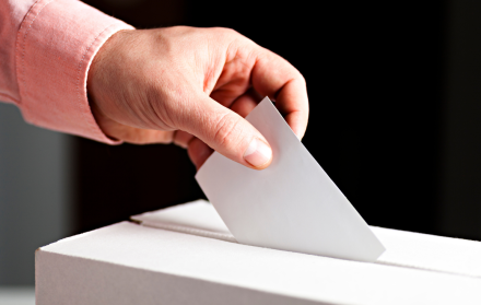 Referencial. Los ecuatorianos acudirán a las urnas este domingo.