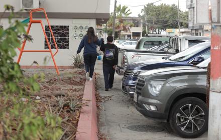 AUTOS EN VEREDAS RECO (15464880)