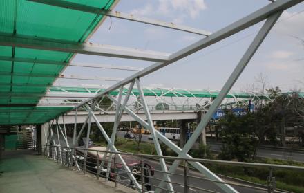 PASOS PEATONALES via a la costa