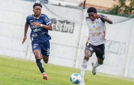 Stick Mosquera (de Cuenca Jrs.) y Neri Montaño (de Astillero) se juegan en Azogues su paso a la semifinal del ascenso a la Serie B.