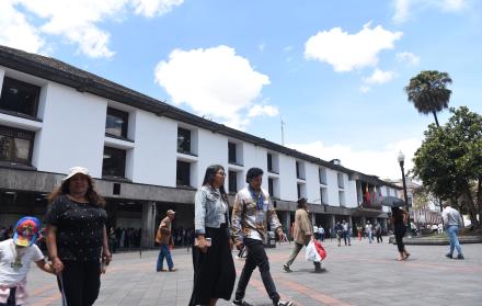 MUNICIPIO DE QUITO (15100106)