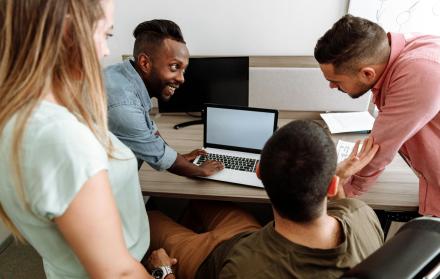 El Ministerio de Educación, Deporte y Cultura anunció el inicio del nivel A2 de inglés dentro del programa de becas 'Because He Is Nice'.