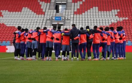 Ecuador jugará ante Canadá