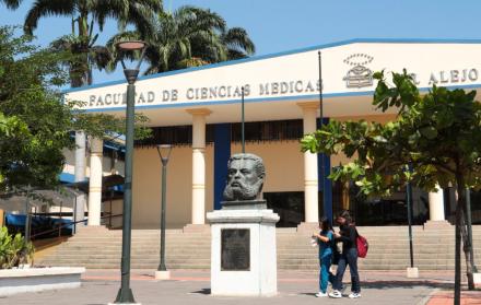 Ciencias médicas UG