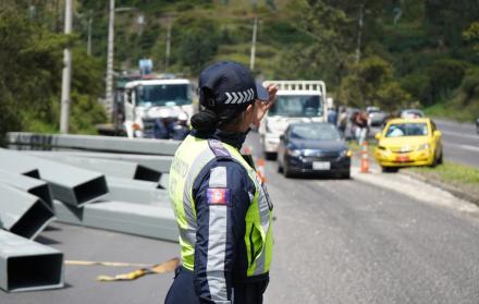 restricción en la avenida Simón Bolívar