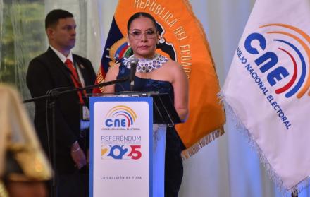 Diana Atamaint inaugura jornada electoral