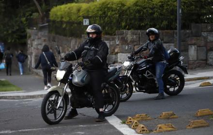 motociclistas en Quito