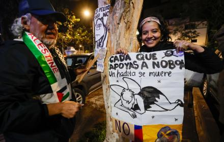 Quiteños celebran el no