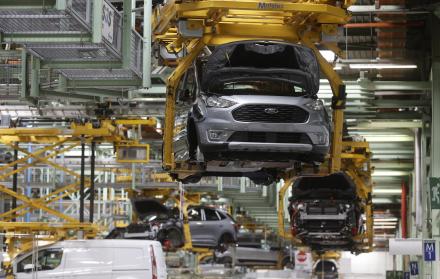 Vista parcial de un área de trabajo en las instalaciones de la fábrica de Ford en Almussafes.