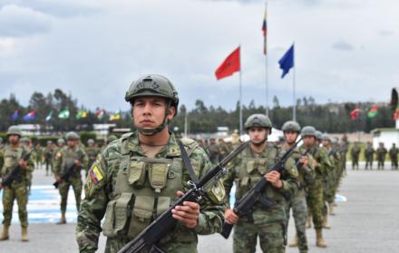 Daniel Noboa emitió el reglamento general de la Ley de Fortalecimiento de las Fuerzas Armadas y de la Policía Nacional.