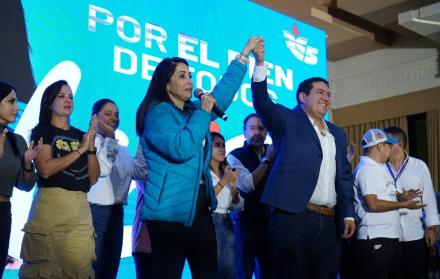 LUISA GONZALEZ Y ANDRES ARAUZ