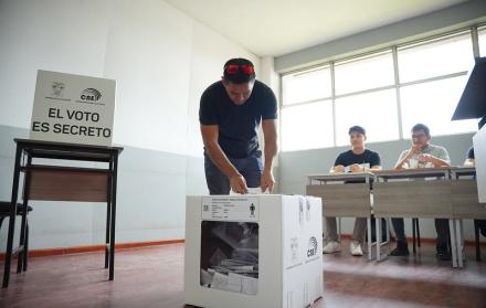 VOTACIONES CONSULTA 2025