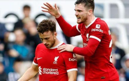 Robertson y Diogo Jota