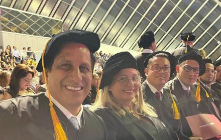 José Francisco Cevallos: del arco al aula, el histórico golero ya es Magíster.