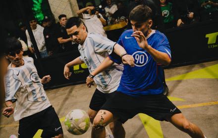 Toma el juego, fútbol callejero, torneo, Nike, formato 3 vs. 3, gol gana, Quito, parque La Carolina, pista de skate