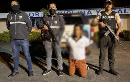 Policía detuvo al ciudadano Yuran, considerado el primer más buscado de la provincia de Napo por el delito de femicidio.