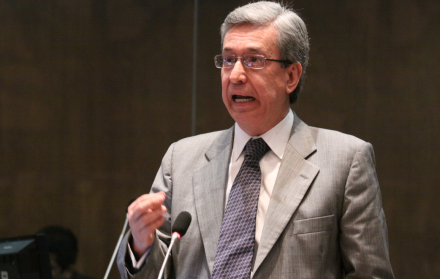 ENRIQUE HERRERÍA EXJUEZ CORTE CONSTITUCIONAL