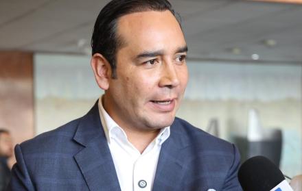 Juan Andrés González, jefe del bloque correísta, condicionó un eventual diálogo con la nueva ministra de Gobierno, Nataly Morillo.