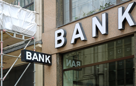 Referencial. Institucion financiera