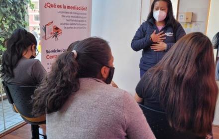 El alcalde de Quito, Pabel Muñoz, expuso cifras sobre la violencia contra la mujer en la capital ecuatoriana.