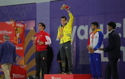 Esteban Enderica, nadador, medalla de oro, natación, Juegos Bolivarianos 2025, Team Ecuador