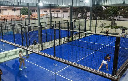 CANCHAS MUNICIPALES URDESA PADEL