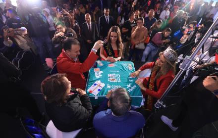 El alcalde Pabel Muñoz inaugura la edición 56 del Mundial de 40 durante las fiestas de Quito.