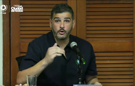 Aquiles Álvarez en la Autoridad Aeroportuaria de Guayaquil