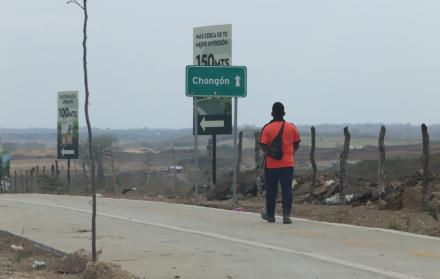 falta de alumbrado en vía a la costa