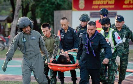 Herido durante combates Tailandia - Camboya
