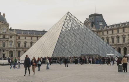 Mundo, Francia, Louvre