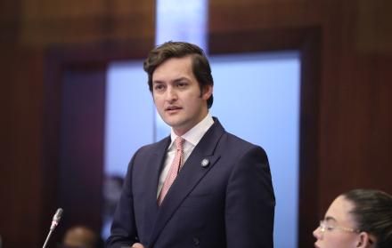 ESTEBAN TORRES ASAMBLEISTA ADN