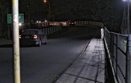 Urdesa, vías sin iluminación