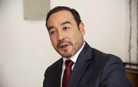 JUAN ANDRES GONZALEZ ASAMBLEISTA CORREISMO